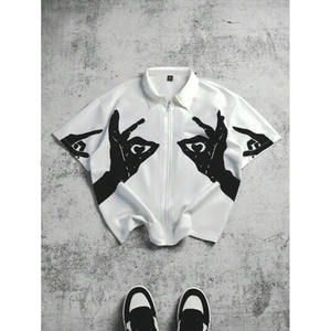 เสื้อซิปพิมพ์ลายกราฟิกขนาดใหญ่สไตล์สตรีทแวร์ แขนสั้น รับผลิตตามสั่ง แบรนด์ส่วนตัว ขายส่ง - Product Image 1