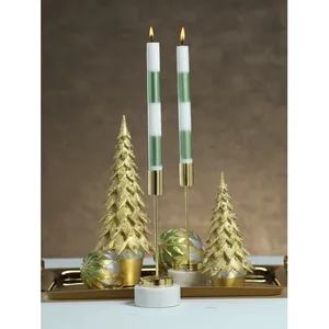 Candelabro Dorado con Base Redonda Blanca y Tallo Delgado para Centros de Mesa, Repisas y Decoración Minimalista del Hogar - Product Image 2