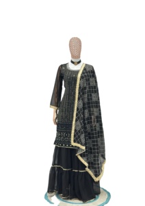 Ensemble Sharara Gharara Kurti traditionnel indien brodé pour l'hiver, en tissu Georgette, design pakistanais, vêtements ethniques sur mesure - Product Image 2