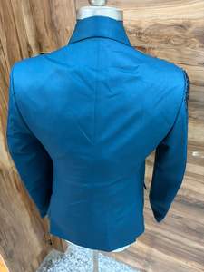 Costume de smoking brodé bleu sarcelle pour homme – Blazer de mariage et de bal orné de perles avec gilet et pantalon - Product Image 3