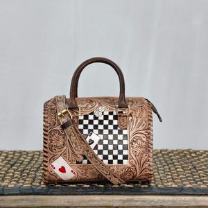 Bolso de Viaje de Lujo para Mujer, de Cuero Genuino, con Panel Floral Repujado, Asa Superior, Cierre de Cremallera, Estilo Casual, Tamaño Mediano - Product Image 1
