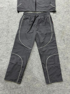 Conjunto Deportivo de Alta Calidad para Hombre, Chaqueta y Pantalones con Cordón Ajustable, 100% Nailon, Impermeable, con Líneas Reflectantes, Cortavientos, Modelo 2026 - Product Image 6