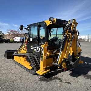 รถตักล้อยางอเนกประสงค์ JCB 1CX ขนาดกะทัดรัด พร้อมเครื่องยนต์ดีเซล ออกแบบมาเพื่อการใช้งานที่หลากหลายในงานก่อสร้างและจัดสวน - Product Image 1
