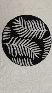FAIZA CRAFT Mantel Individual Hecho a Mano con Cuentas, Diseño Floral Blanco y Negro, Tela Duradera, Redondo/Ovalado/Cuadrado, Costura a Mano para el Hogar - Product Image 5