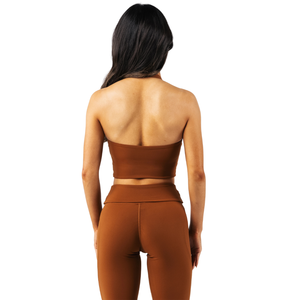 Top Corto Halter Aura Lilly para Mujer, Color Marrón Raíz, Elástico, para Gimnasio, Yoga, Deporte, Ropa Urbana, Ajuste Cómodo Premium - Product Image 2