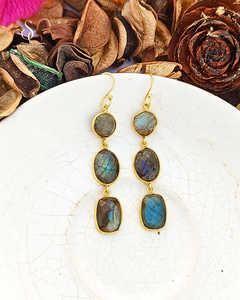 SOUMYA CREATIONS Boucles d'oreilles pendantes en laiton plaqué or avec pierres de labradorite naturelles, style bohème, bijoux de mariage pour femmes - Product Image 1