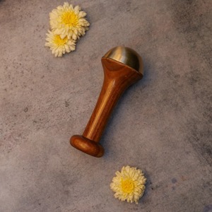 Baguette de massage en laiton et bois de rose de qualité supérieure, outil de thérapie d'acupression manuel pour le corps entier, pour la relaxation musculaire - Product Image 6