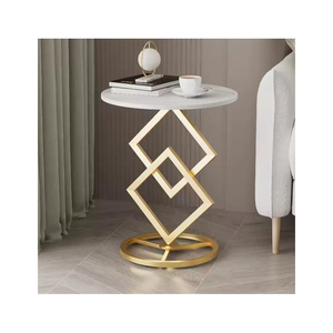 Table d'appoint moderne pour salon, table d'appoint élégante, nouveau design, table basse en marbre avec structure en métal doré - Product Image 1