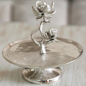 Aluminum Silver Color Cake <b>Sweets</b> Cake Stand For Wedding <b>Party</b> Usem Attractive Design Decorative Cake Server - Product Image 1