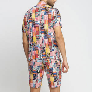 Ensemble T-shirt et short de sport pour homme personnalisé avec logo, côtelé, délavé à l'acide, impression par transfert thermique, meilleur prix - Product Image 3