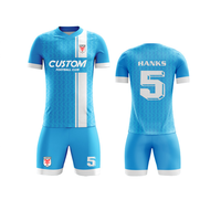 Tamamen Özelleştirilebilir En İyi Toptan Fiyat Hızlı Kuruyan Çevre Dostu Nefes Alabilen Unisex Futbol Forması Şort Baskılı Özel OEM Hizmeti
