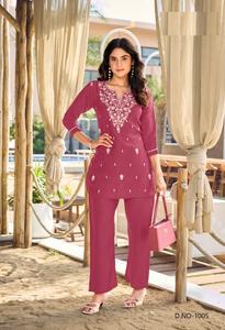 Nueva Colección de Conjuntos Elegantes de Seda Viscosa Vetican de Diseñador: Bordado Intenso y Bolsillos Decorativos en el Pantalón - Product Image 6