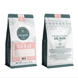 Café Molido Tostado en Da Lat, Arabica de Alta Calidad, Cafeinado, TOSTADO MEDIO, Dalakon, Bolsa de 0.25kg, Venta al por Mayor - Product Image 1