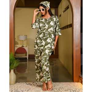 Ensemble décontracté en velours côtelé vert feuillage avec manches trois-quarts, taille XS - Product Image 1