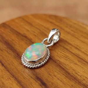 Pendentif en opale d'Éthiopie naturelle, argent sterling 925, collier avec pierre précieuse naturelle, pendentif unique, bijoux bohèmes, cadeau pour elle - Product Image 3