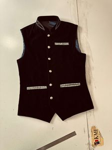 Nuevo Chaleco Tradicional Oktoberfest para Hombre, Reversible, Cálido para Invierno, de Alta Calidad, Hecho a Medida, al Mejor Precio - Product Image 1