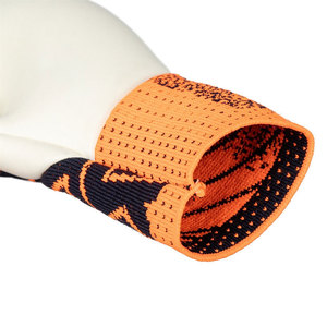 Guante de Portero Personalizado de Color Naranja y Morado con Malla Completa en los Dedos, Elástico y de Corte Negativo - Product Image 4