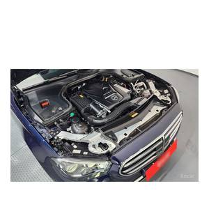 Mercedes-Benz Classe E E300e 4MATIC Exclusive Modèle mai 2023 avec 43 684 km Boîte de vitesses automatique Volant à gauche Caméra de recul - Product Image 6