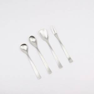 ช้อนและส้อมสแตนเลสแบบตีขึ้นรูป - Product Image 1