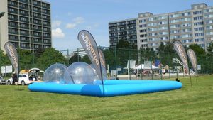 <span class=keywords><strong>Piscine</strong></span> gonflable géante bleue pour la famille - Parfaite pour s'amuser en été - Product Image 5