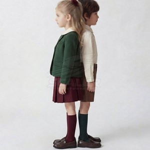 Conjunto de Uniforme Escolar Profesional para Niños, Algodón de Alta Calidad, Unisex, Tela Resistente, Ajuste Cómodo, Personalización con la Marca de la Escuela - Product Image 3