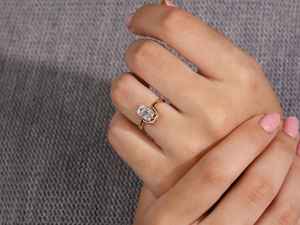 Anillo de banda curva con diamante de corte cruzado cultivado en laboratorio, certificado por IGI, para mujer, oro sólido de 14K, regalo de compromiso moderno para novias - Product Image 4