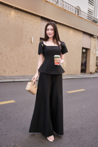 กางเกงขายาวทรงหลวมเอวสูงสีดำสำหรับผู้หญิง ODM OEM รุ่น MARINA เหมาะสำหรับฤดูใบไม้ผลิ ดีไซน์เรียบหรู เอวยางยืด สีพื้น - Product Image 2