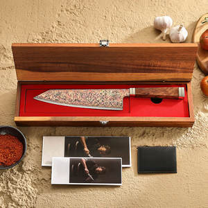 Couteau de chef artisanal en cuivre à motif damas pour l'extérieur, avec manche décoratif en bois, idéal pour les pique-niques et la préparation des repas en camping - Product Image 5