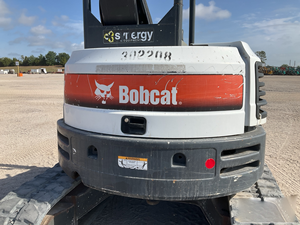 Miniexcavadora E50 2018 Diseñada para Tareas de Excavación y Construcción Compactas - Product Image 4