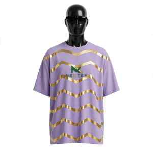 T-shirt unisexe NEXTEX en jersey de coton doux lavande à col rond et motif chevron doré - Product Image 1