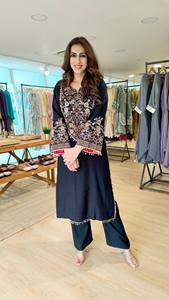 Costume Anarkali brodé noir pour femmes, coupe ample, en coton, vêtements décontractés, longueur cheville, style ethnique indien pakistanais - Product Image 4