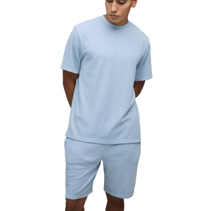 Ensemble de vêtements de sport pour homme, t-shirt à manches courtes en coton et short décontracté, tenue de sport légère pour l'été - Product Image 1