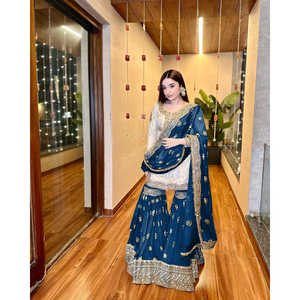 Belle robe de soirée Top avec Sharara et Dupatta pour les fêtes - Product Image 6