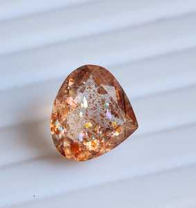 Piedra de sol natural en forma de corazón, gemas facetadas brillantes para joyería fina, todas las formas y tamaños disponibles al por mayor. - Product Image 3
