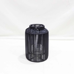 Farol de Cilindro de Mimbre de Plástico Negro en Oferta para Decoración Moderna de Mesa - Product Image 1
