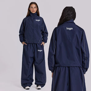 Ensemble de survêtement 2 pièces réfléchissant haute brillance pour femme : veste coupe-vent en nylon Ripstop et pantalon de jogging - Product Image 3