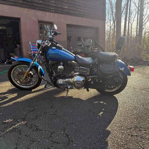 Moto Harley-Davidson Low Rider Dyna Cruiser d'occasion 2004 à vendre - Maniabilité agile, prête pour la route, performances robustes - Product Image 1