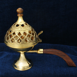Quemadores de Incienso de Latón Duradero - Decorativos, Ecológicos y Tradicionales, Esenciales para el Estilo de Vida, la Calma Mental, la Práctica de Meditación y el Equilibrio - Product Image 5