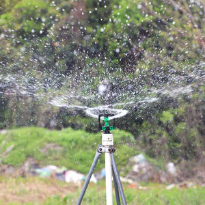 Tête d'arrosage à distance moyenne, trois buses, rotation à 360 degrés, système d'irrigation agricole pour jardins, composants en plastique pour fermes - Product Image 3