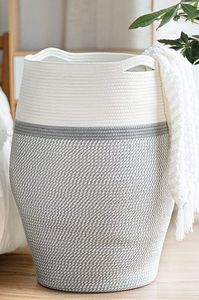 Cesta organizadora elegante, pieza premium para decoración del hogar, cesta decorativa funcional, solución de almacenamiento contemporánea, cesta de mimbre. - Product Image 2