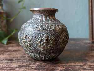 Kalash de Latón para Pooja, Utensilio para Puja con Grabado Láser e Impresión UV, Tradicional, Chapado en Oro, para Bebidas Religiosas Hindúes - Product Image 2