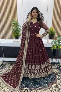 Anarkali Moderno para Mujer de Ramdev Trading, Elegante y Bordado con Lentejuelas, para Bodas y Fiestas, de Secado Rápido y Corte Regular - Product Image 2
