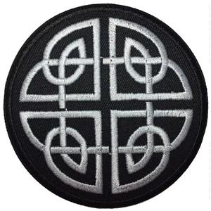 Badges brodés personnalisés de haute qualité, professionnels, à coudre, en tissu chenille écologique, en résine plastique, designs personnalisés - Product Image 1