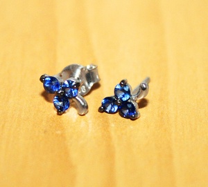 Wholesale 925 Solid <b>Sterling</b> <b>Silver</b> Natural Round Blue Sapphire Three Stone Cluster Stud <b>Earrings</b> Fine Jewelry Memoria Jewels - Product Image 3