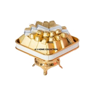 Tazón dulce de diseñador decorativo para bodas con soporte Artículos al por mayor de metal con acabado dorado Perfecto para regalar - Product Image 1