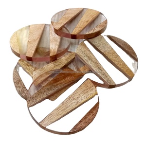 Posavasos Cuadrados de Nogal Fusion, Estilo Clásico, Ecológicos, Personalizables, de Madera, para Tazas y Botellas, Accesorios Elegantes para Mesa - Product Image 4