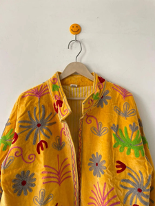 <b>Womens</b> Yellow Mandarin Collar Eco-Friendly Quick Dry 100% Cotton Hand Embroidered Floral Pattern Regular Quilted Blouson <b>Jacket</b> - Product Image 2
