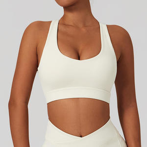 Soutien-gorge de sport pour femme en promotion – Haute qualité, extensible dans 4 directions, respirant, écologique, élasticité moyenne, XS personnalisable à l'avant - Product Image 1