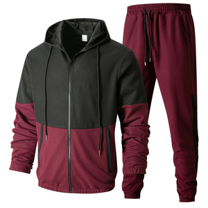 Conjunto Deportivo Personalizado para Hombre, Sudadera con Capucha Blanca con Cierre Completo y Pantalones Deportivos a Juego - Product Image 4