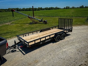 Remorque utilitaire économique à plateau ouvert pratique pour le transport d'équipements, d'outils, de matériaux et de fournitures de jardinage - Product Image 1